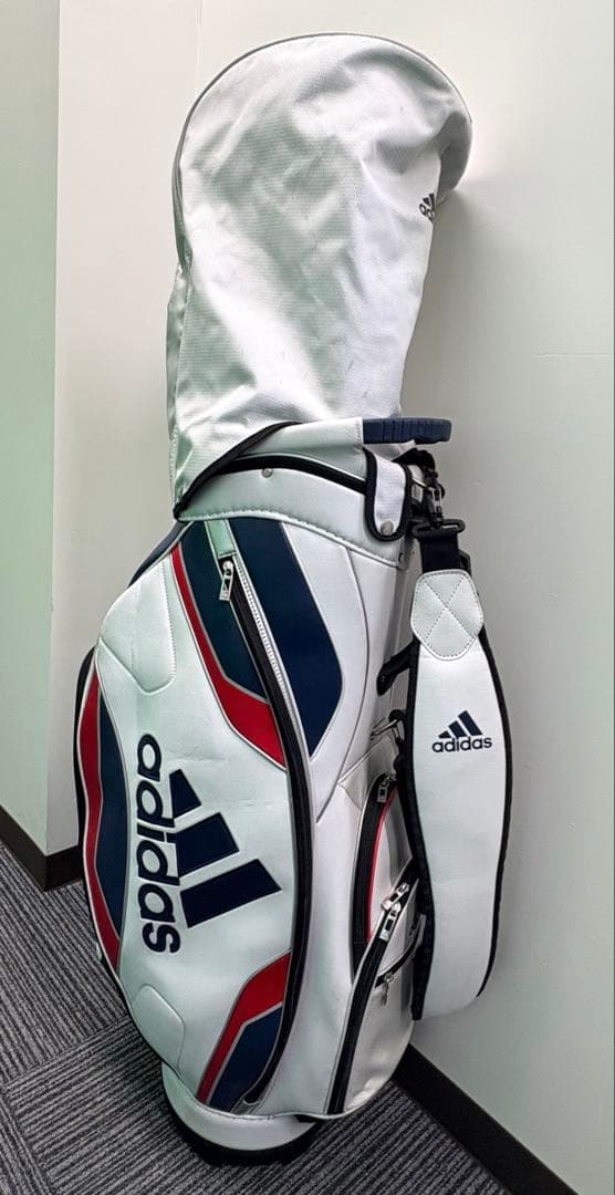 【美品】アディダス　ゴルフ　キャディバック　ホワイト　軽量