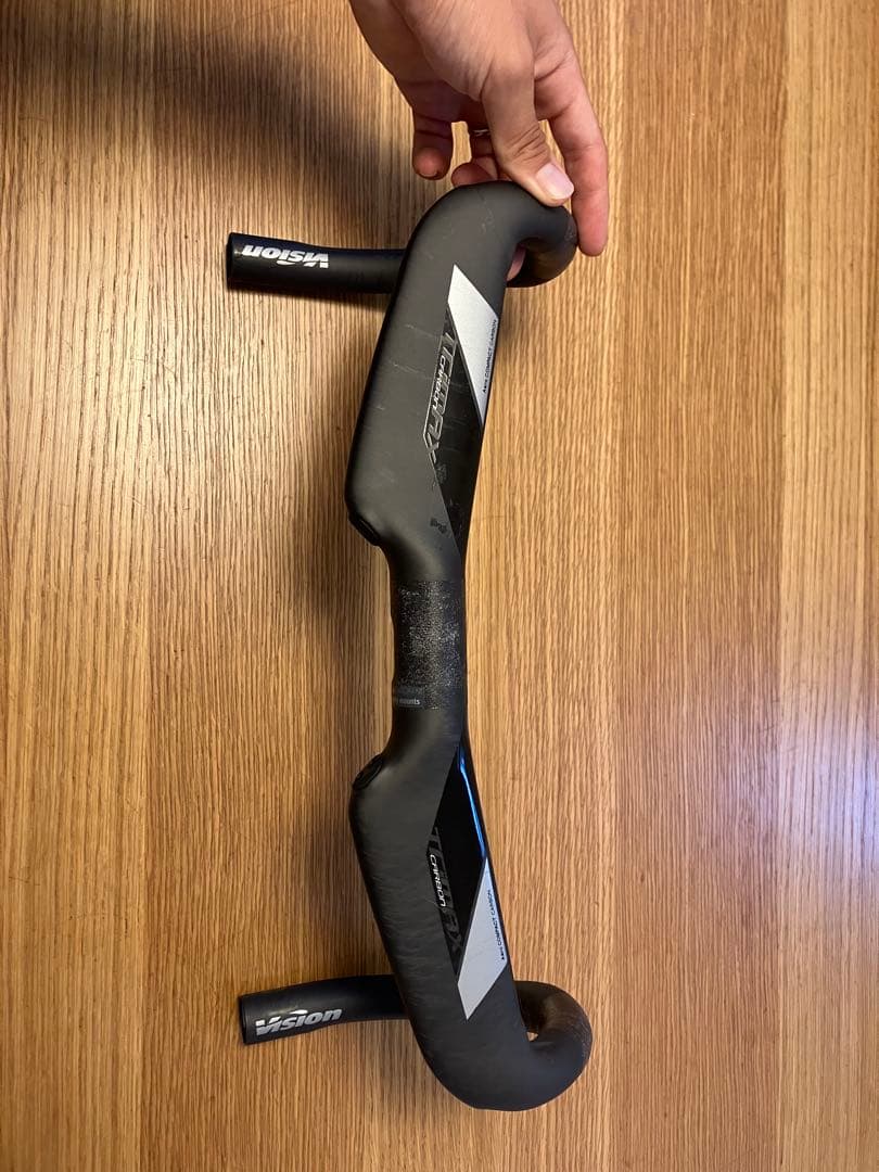 Vision Trimax Carbon Aero ハンドル380-400mm