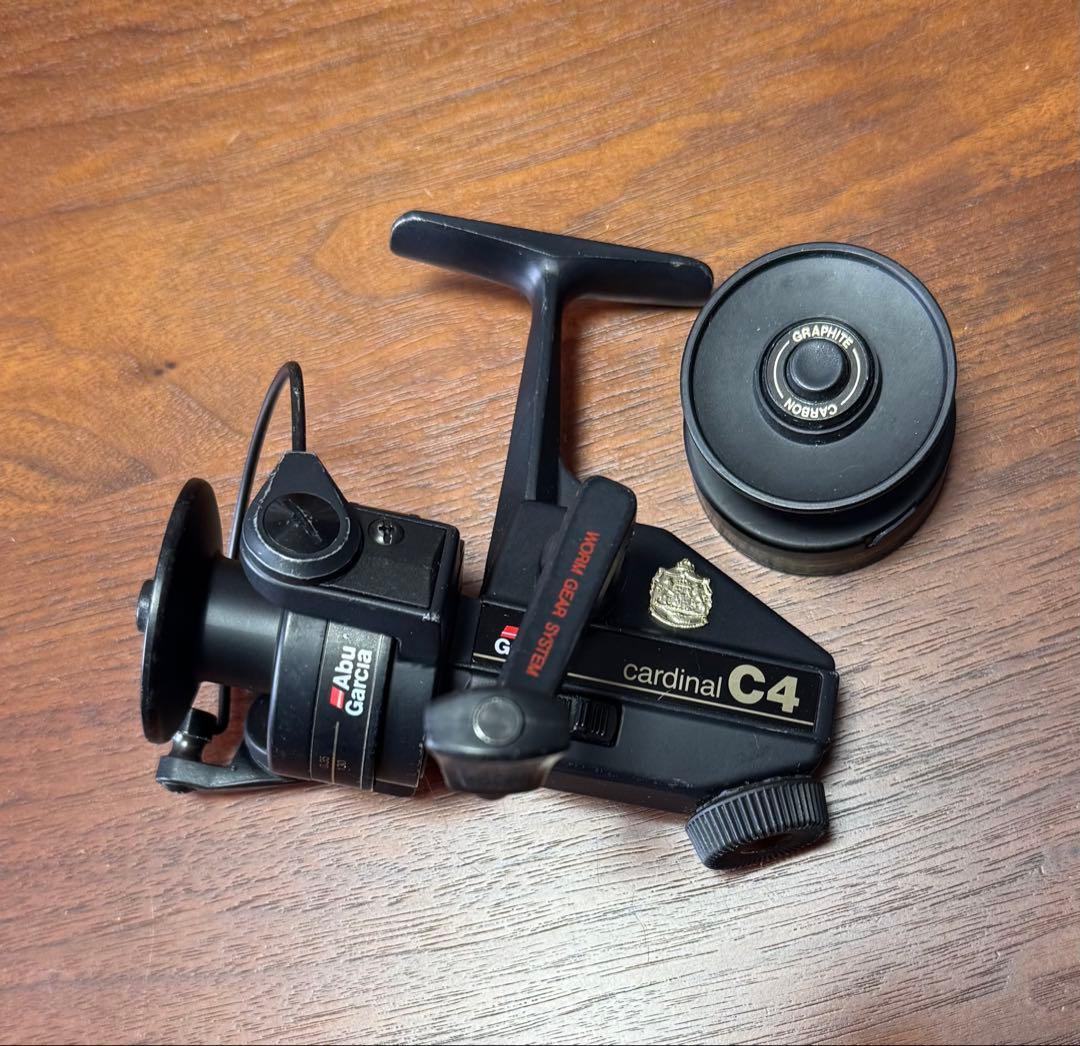 ★美品★Abu Garcia Cardinal C4 換えスプール1個付き①