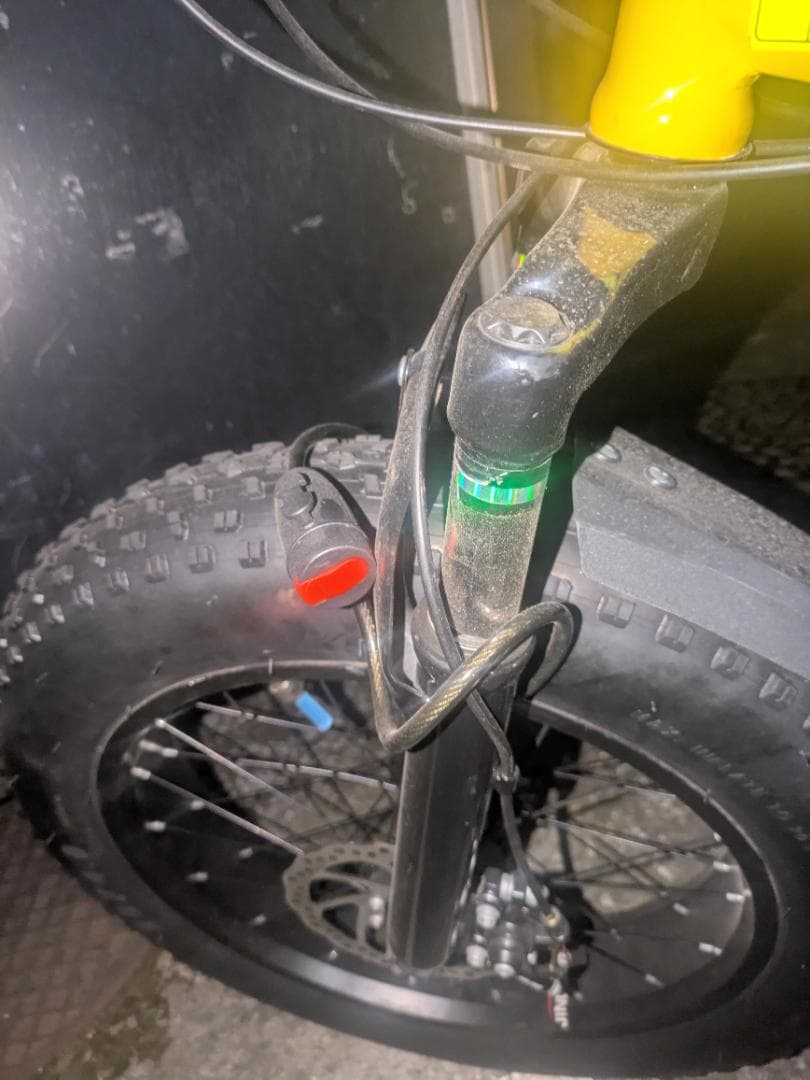 折りたたみ20インチファットタイヤ自転車