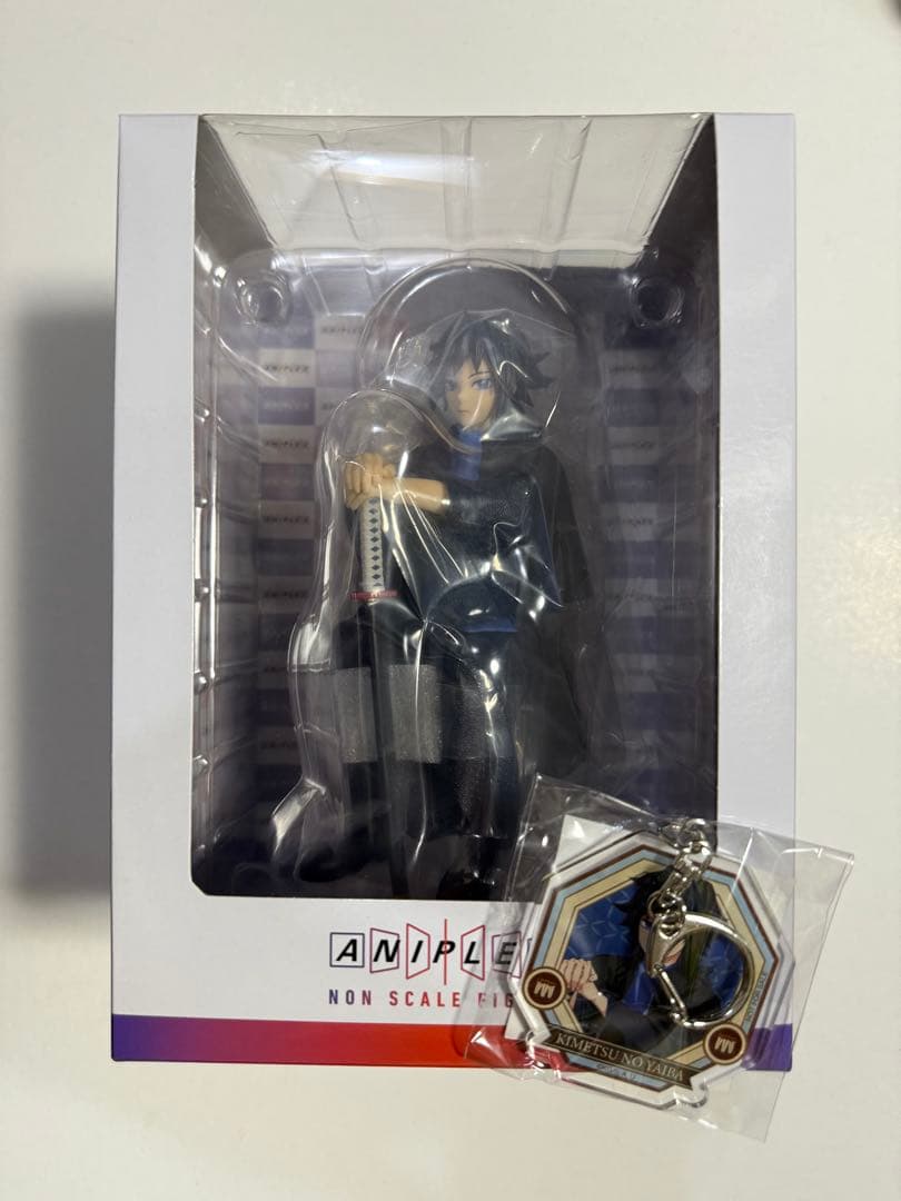 鬼滅の刃 ノンスケールフィギュア 冨岡義勇 特典チャーム付き