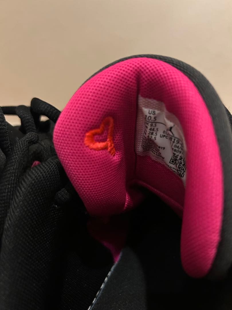 ルカ.77 PF “Navidor”ブラック/ピンク