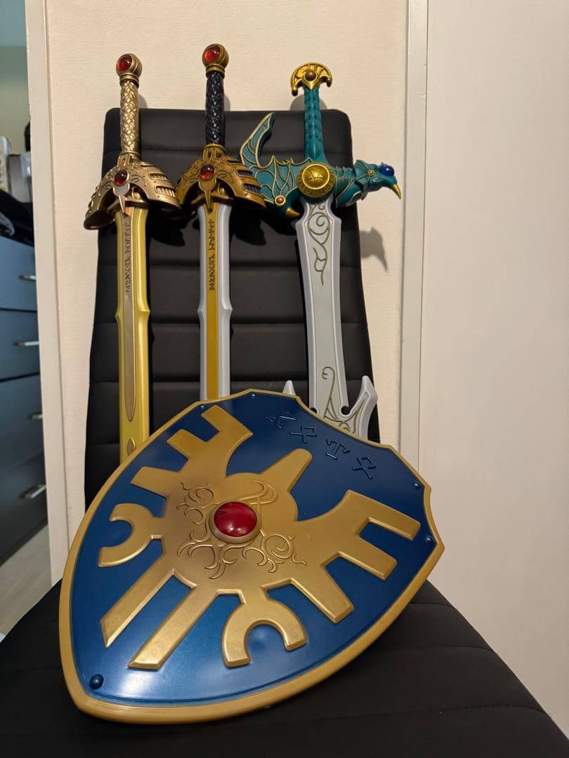 ロトの剣2種、ロトの盾、天空の剣セット