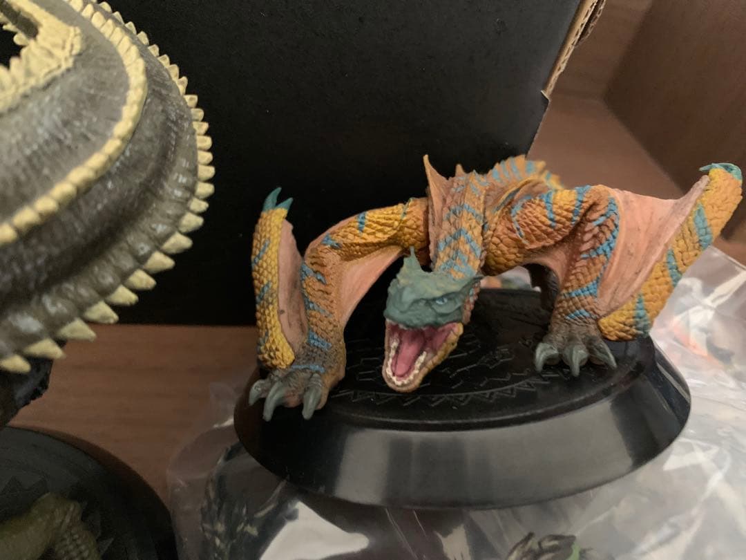 モンハン、モンスターハンター、フィギュア、リオレウス、イビルジョー、まとめ売り