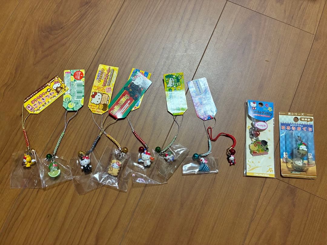 ご当地キティちゃん　１０点セット