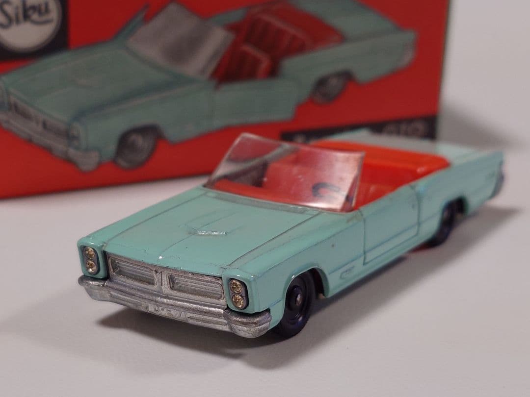 ミニカー Siku V 277 Pontiac