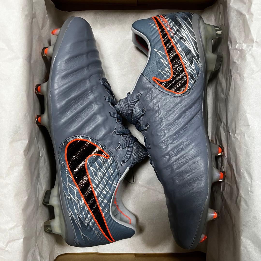 28 サッカースパイク ナイキ ティエンポ レジェンド Ⅶ エリート FG
