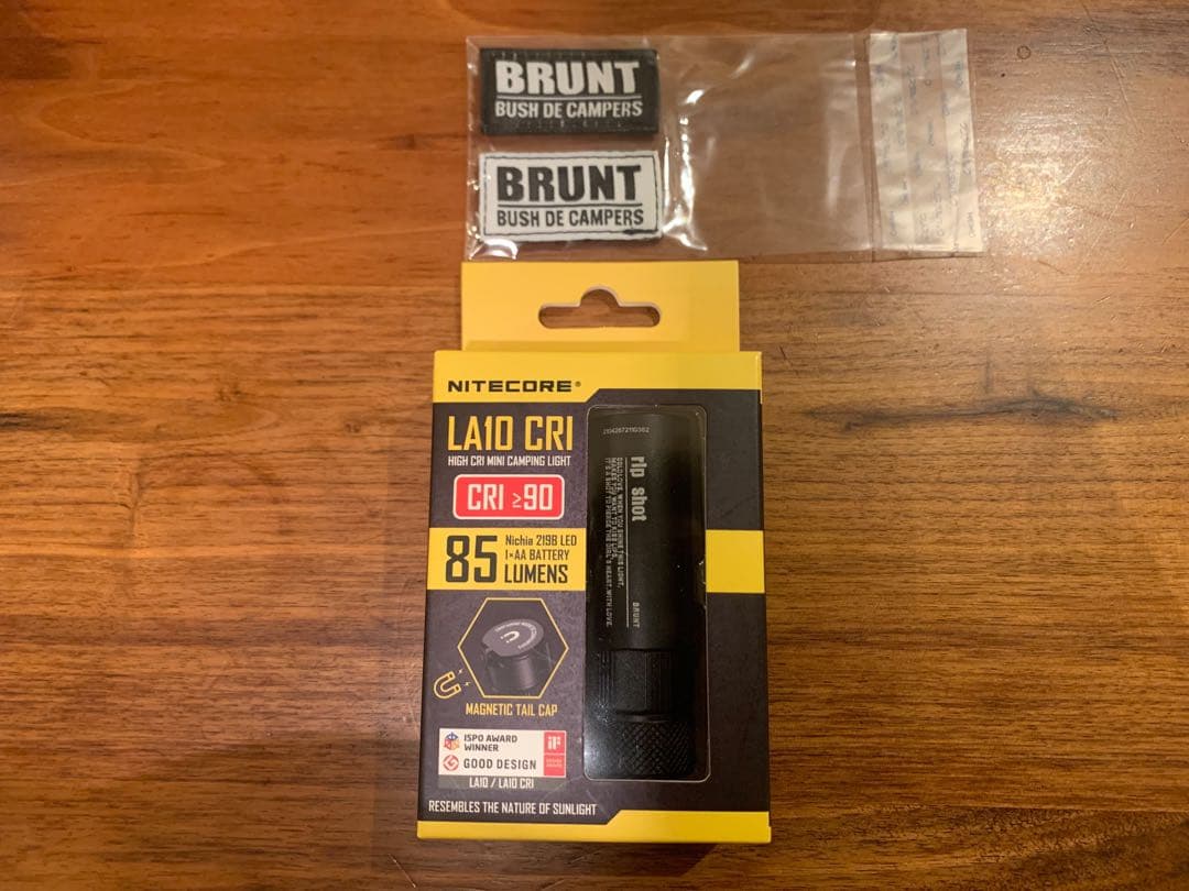 BRUNTベルクロワッペン白黒セット　別注rip shot ランタン