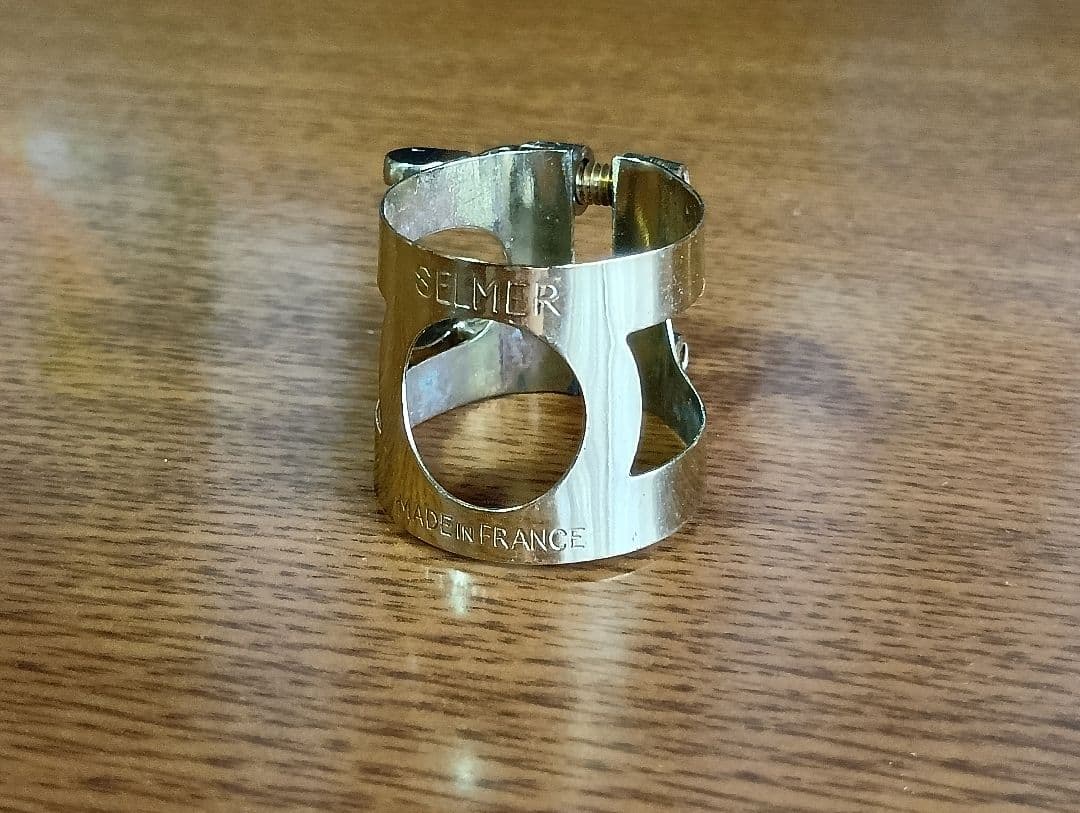 SELMERアルトサックス用リガチャー（旧型）