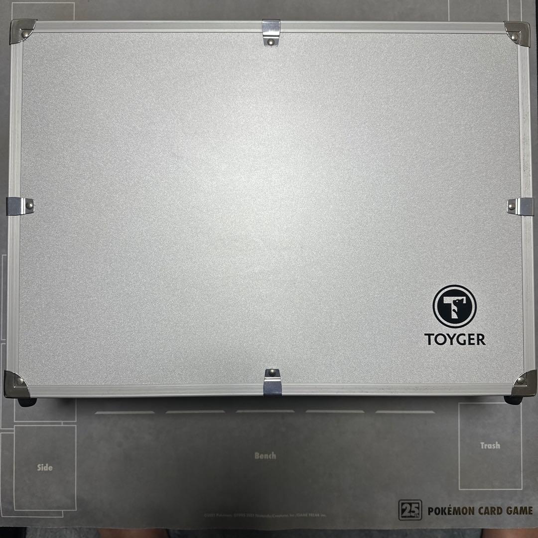 toyger CEOstorage ストレージ アタッシュケース カードケース