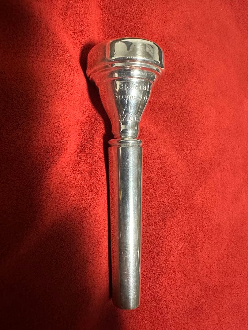 ティルツ 200 1-1/4EB スペシャル トランペットマウスピース