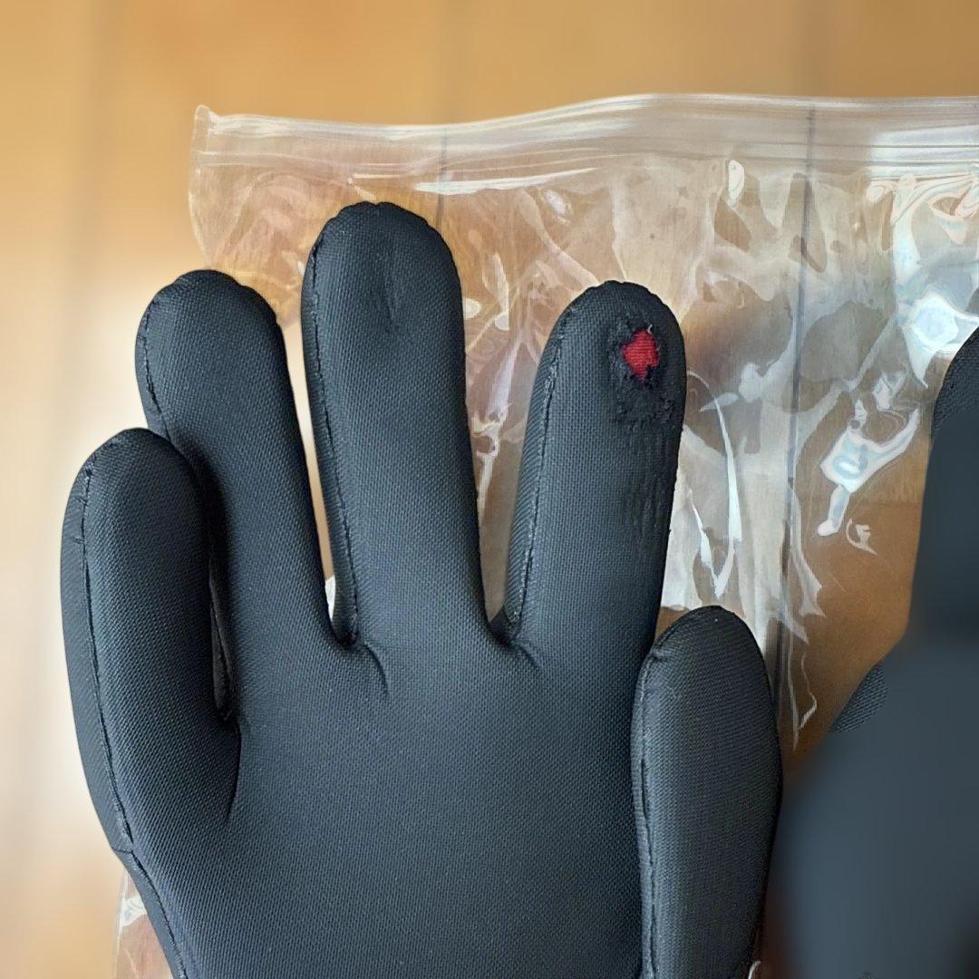 サーフィン用　DAN(ダン)ブーツ・グローブ