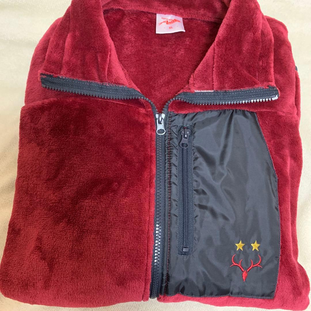 鹿島アントラーズ　フリースジャケット レッド