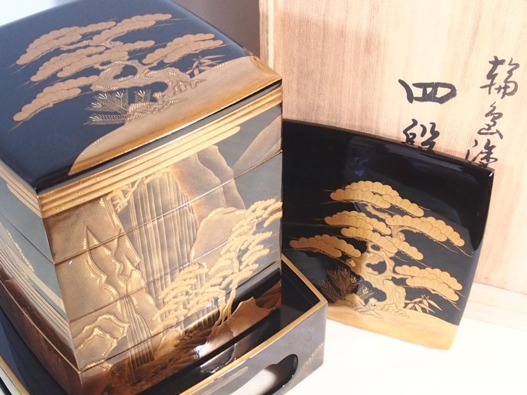 【最高級・極美品】輪島塗 漆芸/堀忠 山水蒔絵 四段重箱 台付き お重/弁当箱