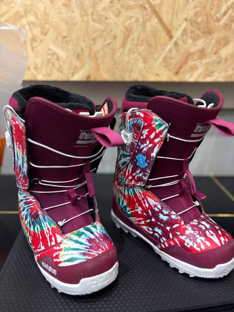 スノーボード　ブーツ　thirty two レディース