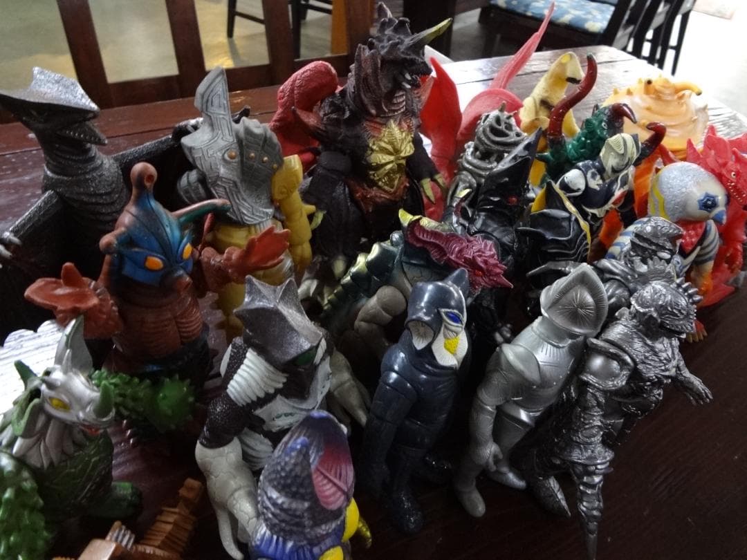 ウルトラマンシリーズフィギュアセット●ウルトラ戦士・怪獣