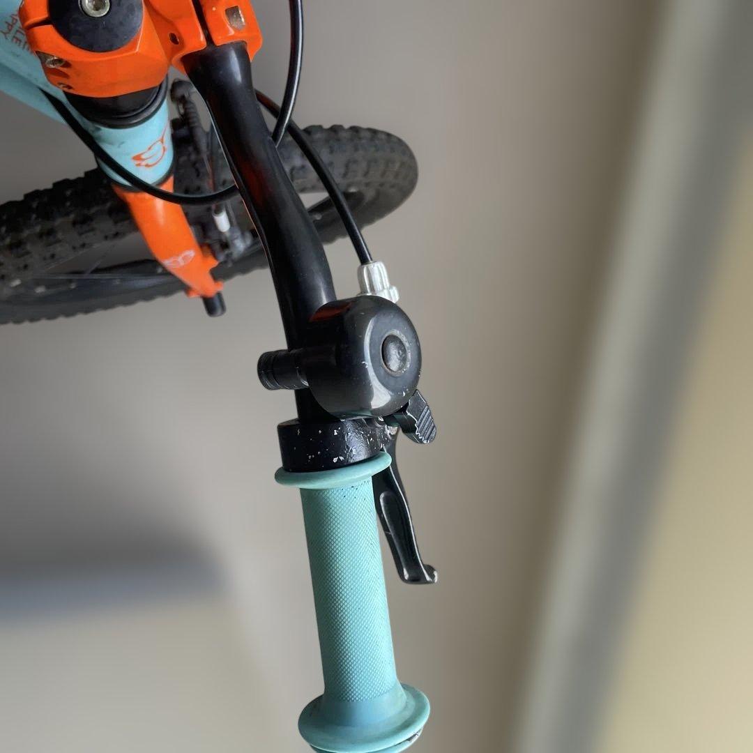 送料込み　ヨツバサイクル　ラムネブルー　18インチ