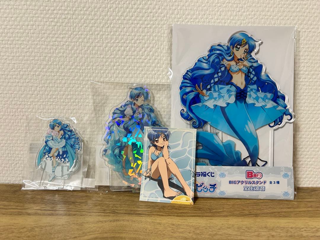 ぴちぴちピッチ アクリルスタンド　波音　キャラ福くじ 宝生波音