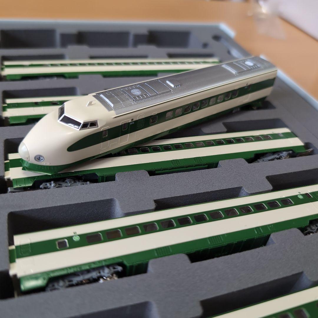 TOMIX 200系新幹線E編成 基本&増結セット