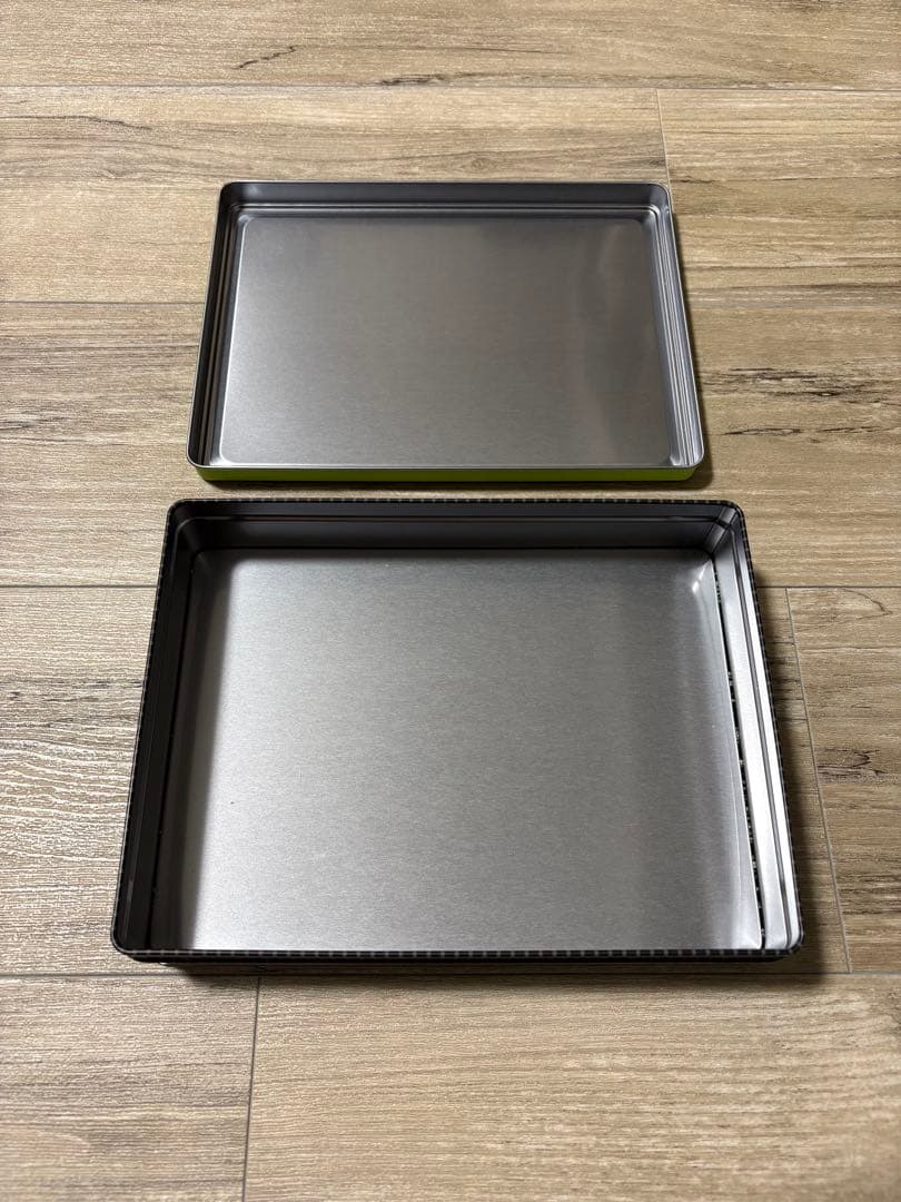 ディズニー　クッキー缶　缶のみ