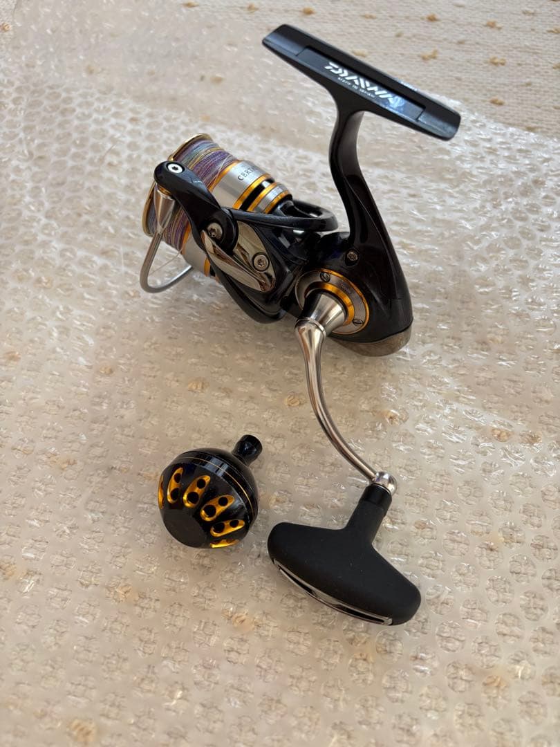 ダイワ 10セルテート 2500R ゴメクサスノブ付き