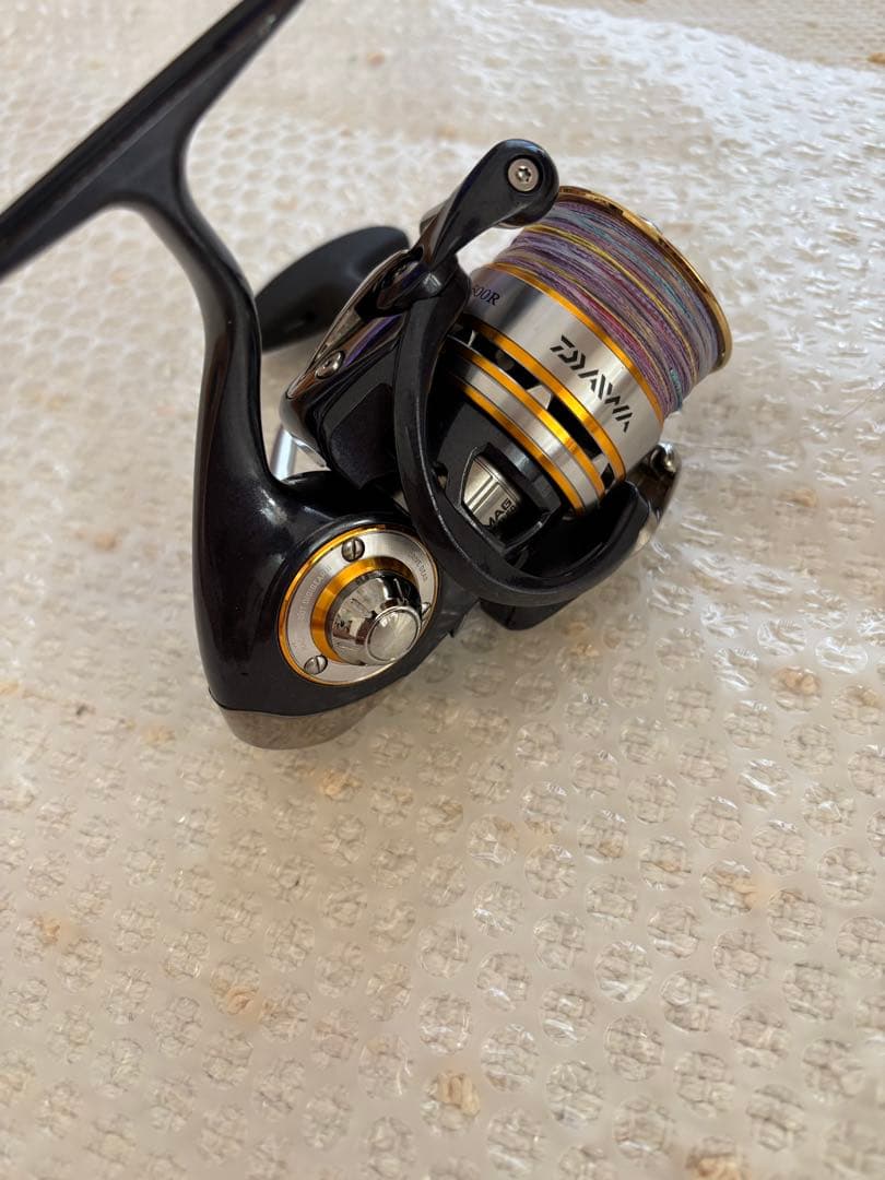 ダイワ 10セルテート 2500R ゴメクサスノブ付き