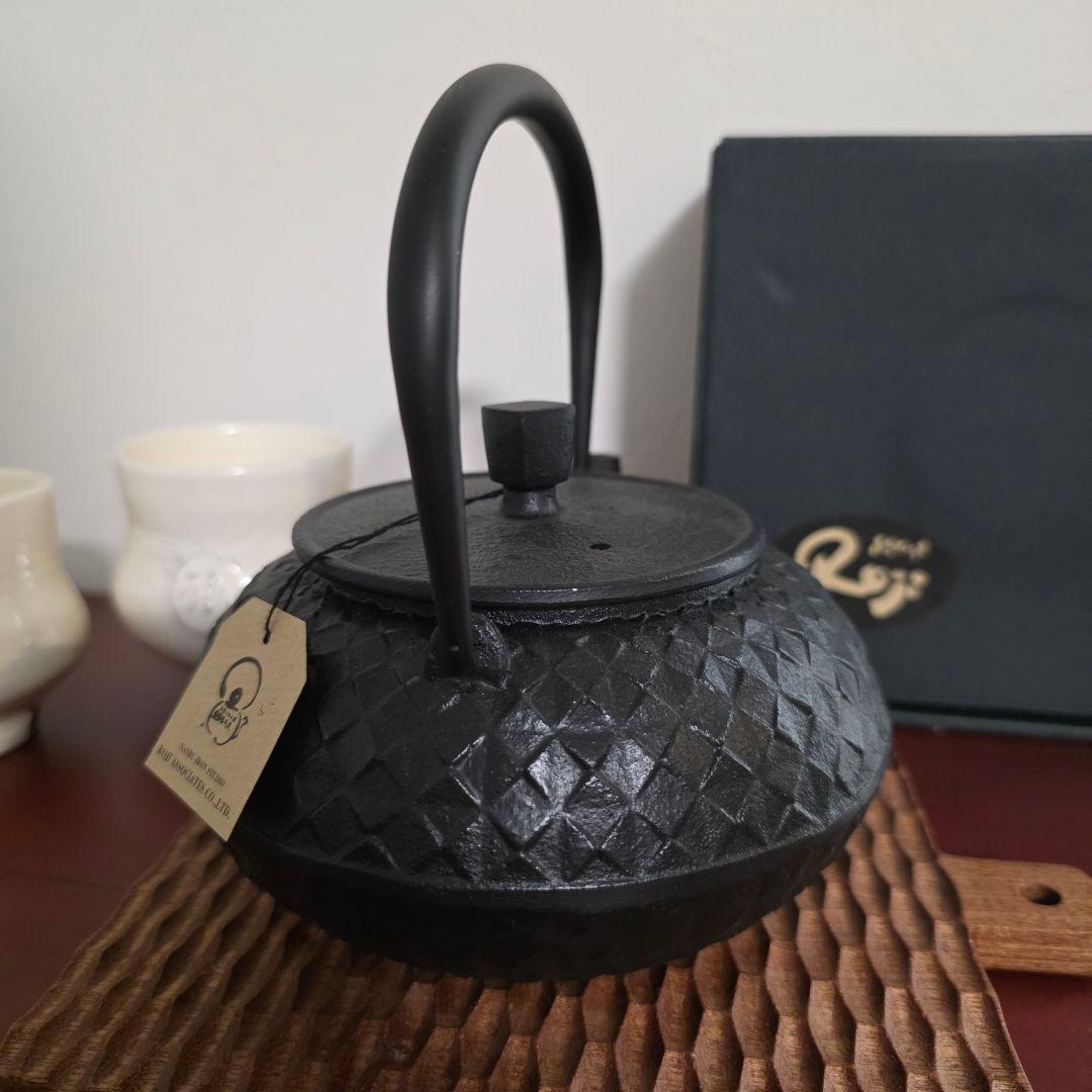 【未使用】ロジアソシエイツ 南部鉄器 GRID PATTERN 1.0L