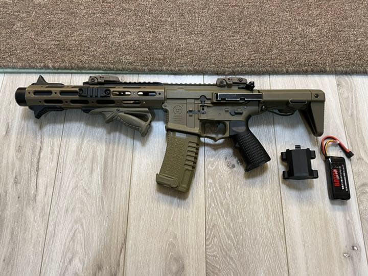 アレス　ハニーバジャー　カスタム品