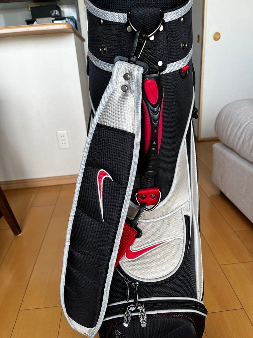 美品完売品　希少ナイキゴルフ　スポーツ　アクティブカートキャディバッグ 黒×赤