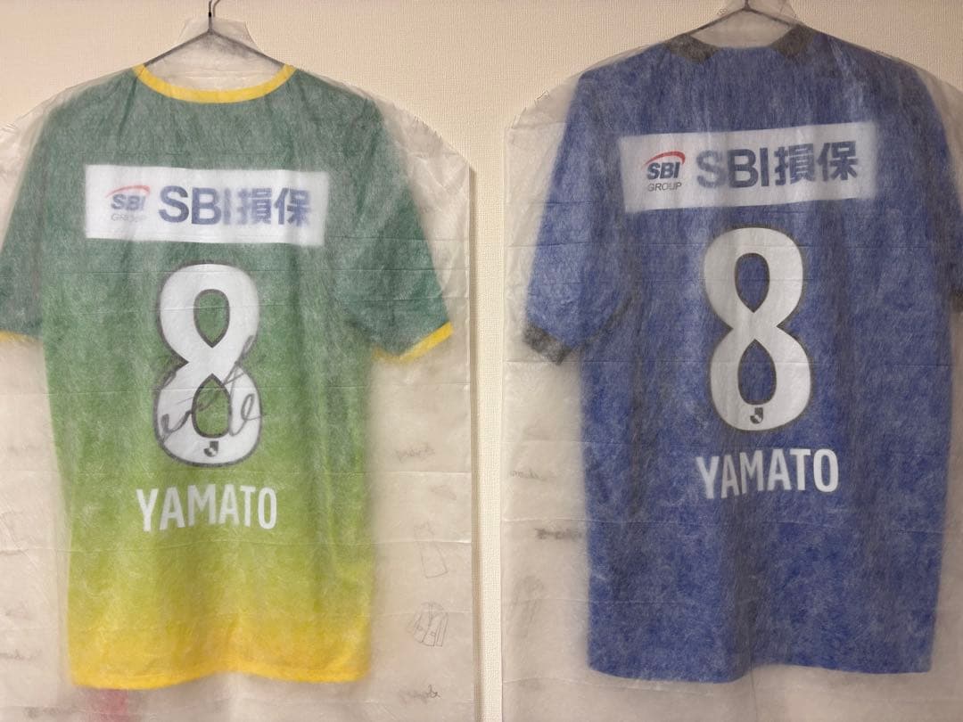 大分トリニータ 町田也真人 選手直筆サイン入り 市販品ユニフォーム2枚セット