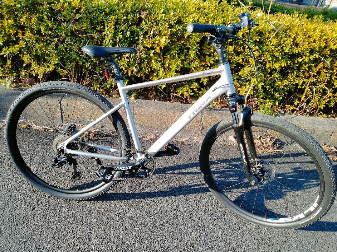 ぼくが考えた最強のクロスバイク 700x47C サスペンションフォーク