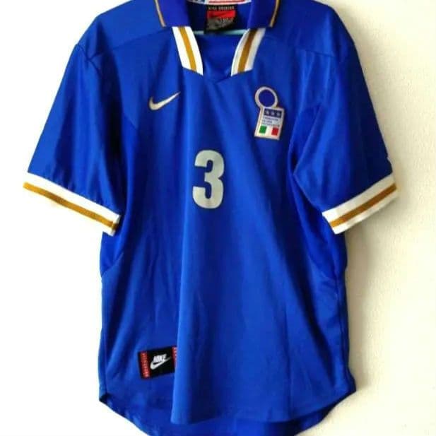 ナイキ　イタリア代表　ユニフォーム