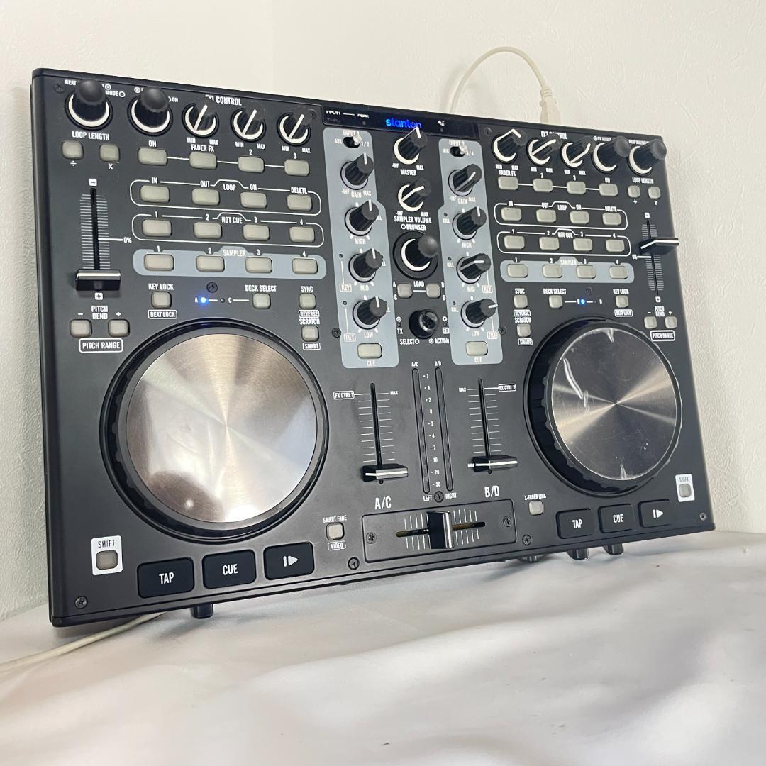 Stanton DJC.4 PCDJ コントローラー