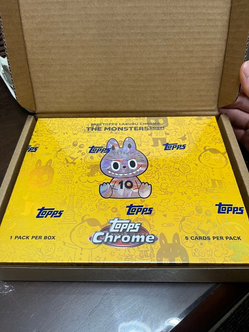 topps chrome labubu ラブブ トレカ 新品未開封1箱