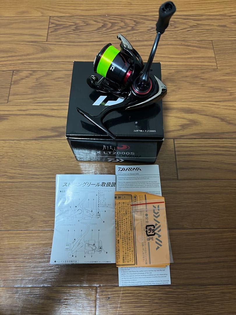 ［美品］ダイワ 月下美人X LT2000S スピニングリール