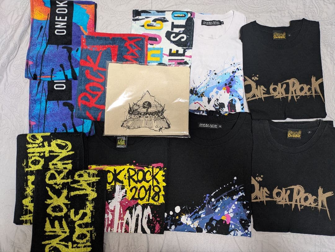 ONE OK ROCK　ワンオク　グッズ　まとめ売り(全12点)