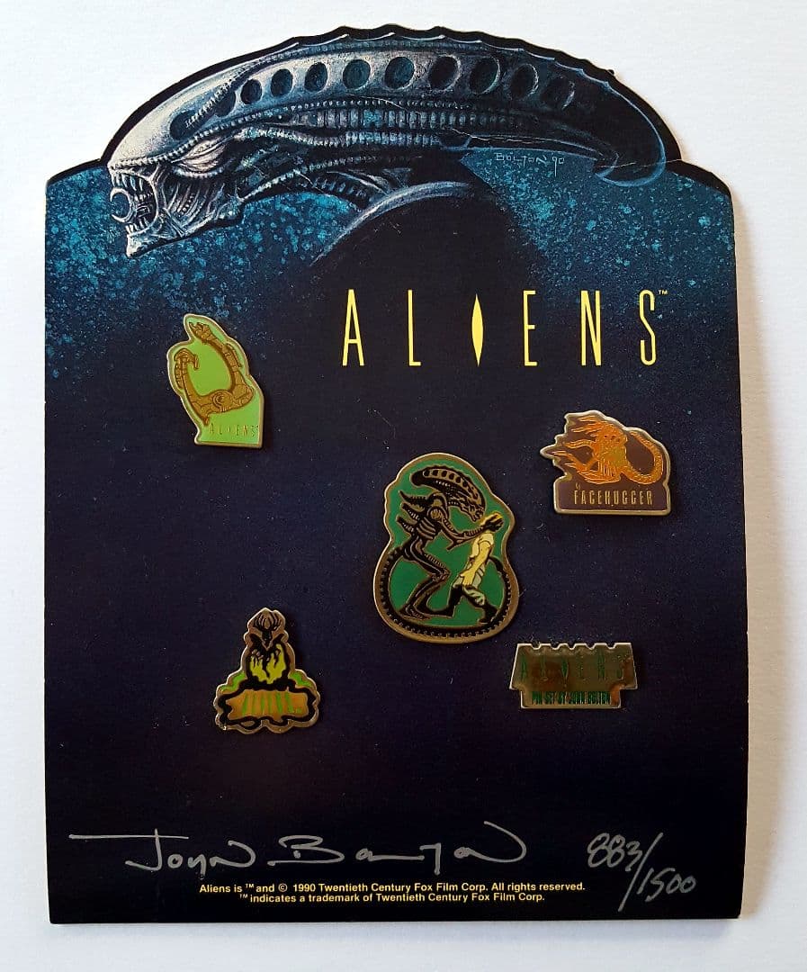 エイリアン・シリアルナンバー付きピンバッチ