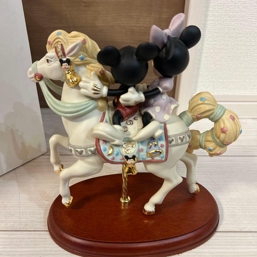 LENOX　Mickey's Carousel Romance