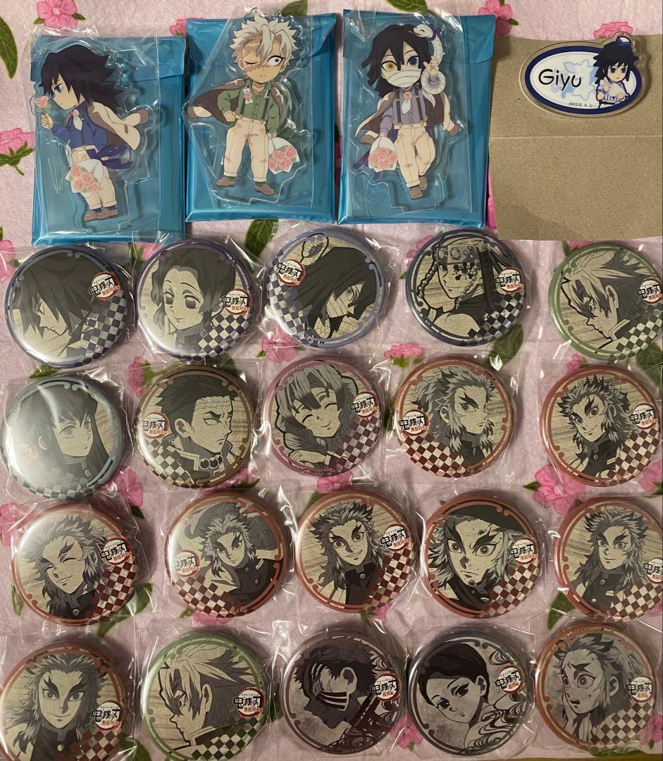 鬼滅の刃　ホワイトデー2024 アクリルスタンド　ダイニング　無限列車　缶バッジ