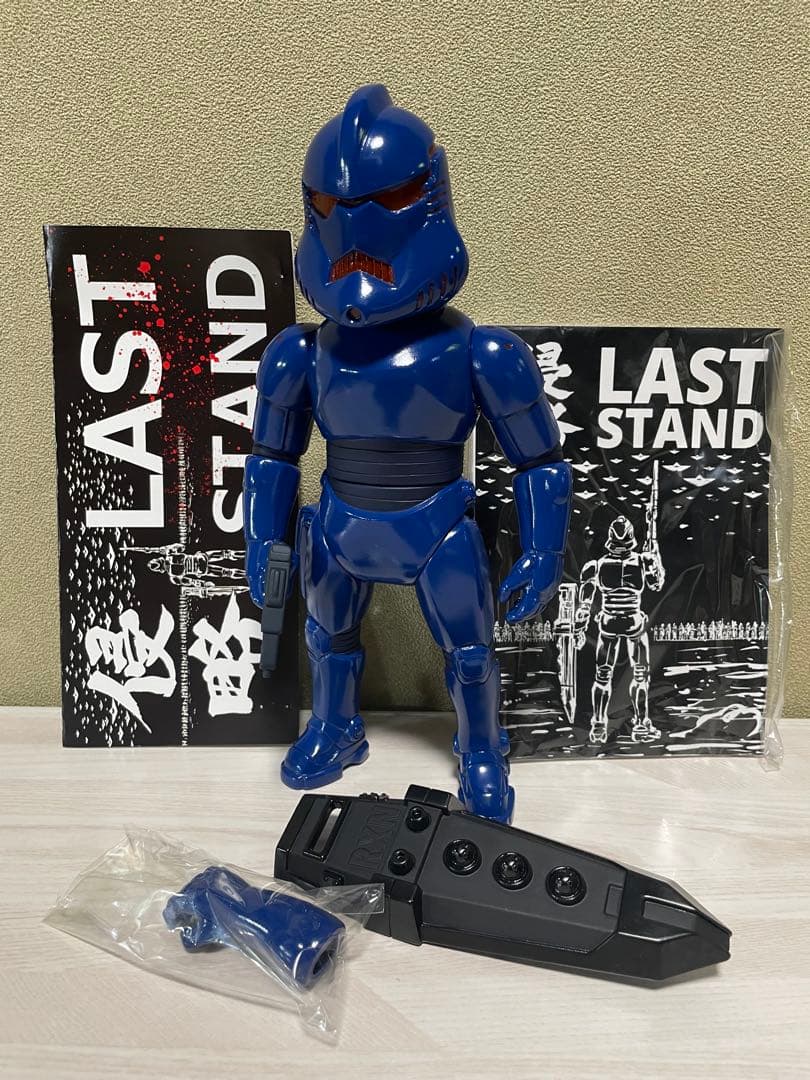 RX-NEMESIS ZERO LAST STAND ソフビ　デザイナーズ