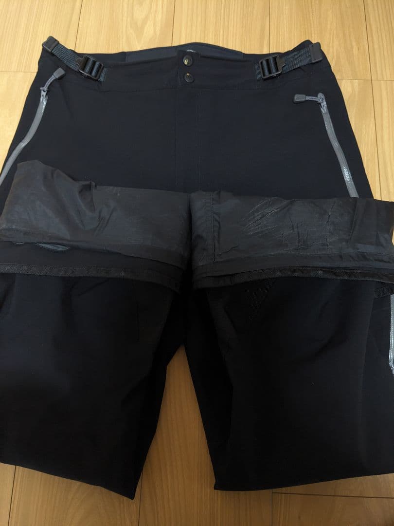 美品　モンベル　スノーウェア　パンツ　パウダーステップパンツ