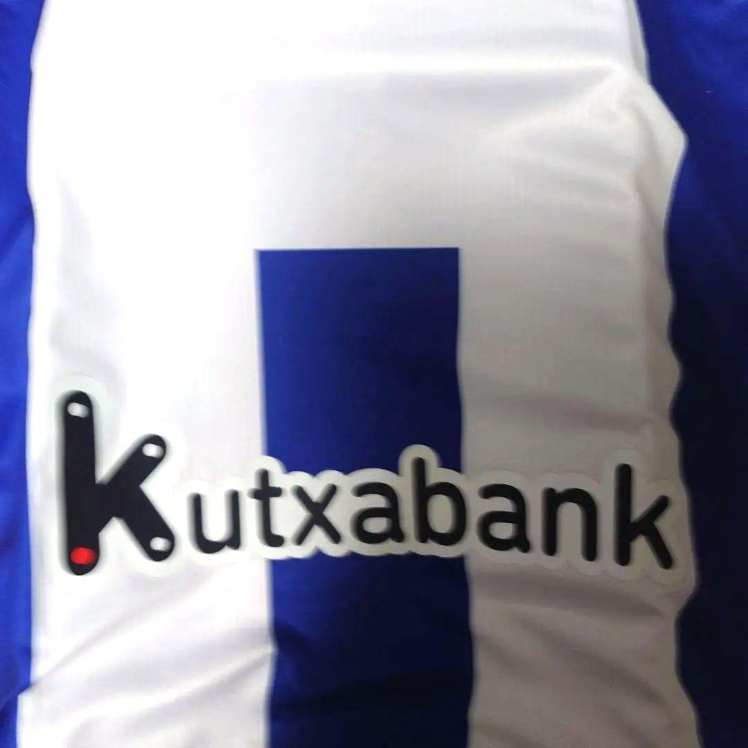 【最終SALE】レアル・ソシエダ 直筆サイン入りユニフォーム Lサイズ