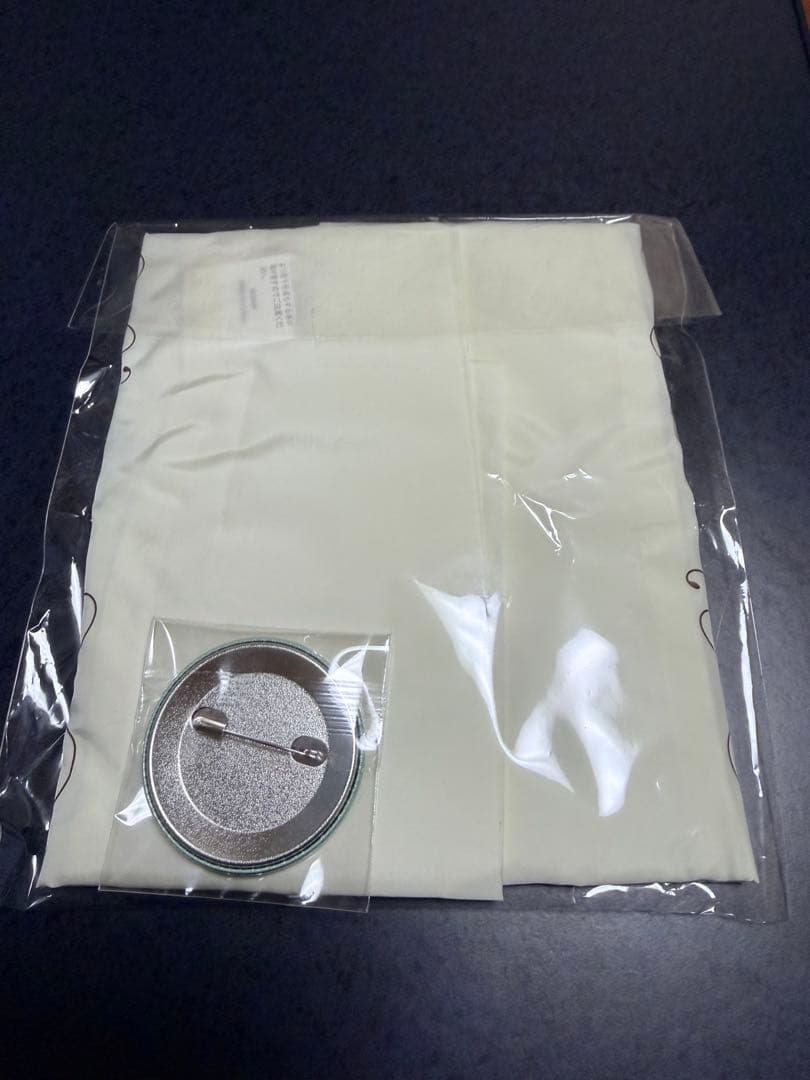 7-Eleven 乃木坂46 10th Anniversary 缶バッジ付き