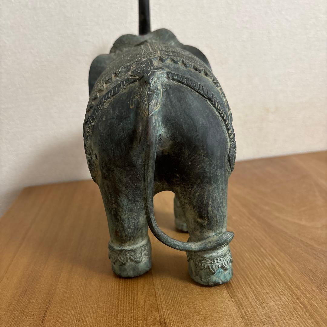象の置物　青銅