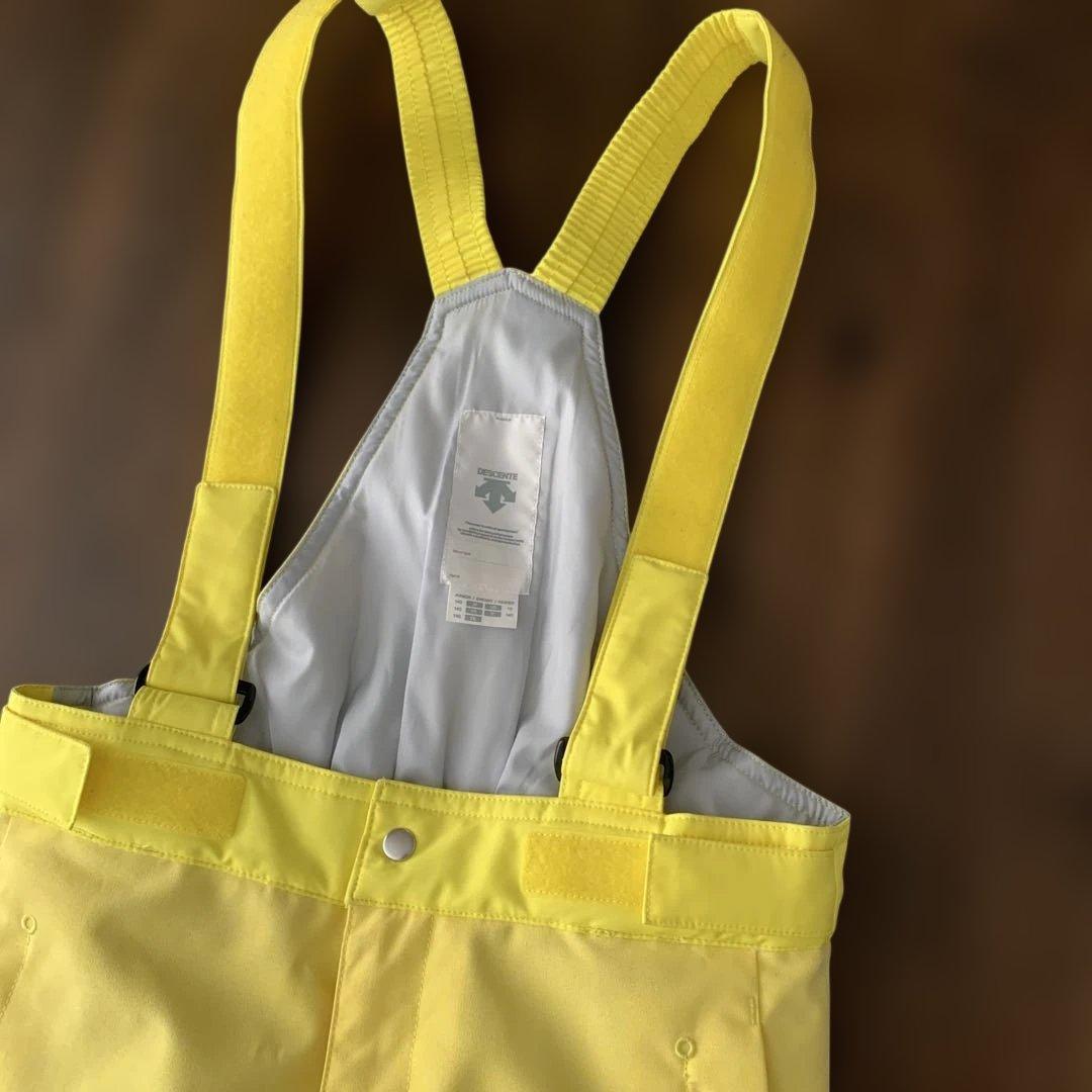 デサント 女児 スキーウェア 美品 140 ジャニアスーツ キッズ　無記名