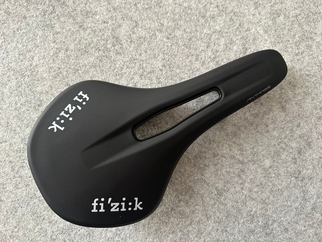 fizik antares vento r5 幅150mm サドル