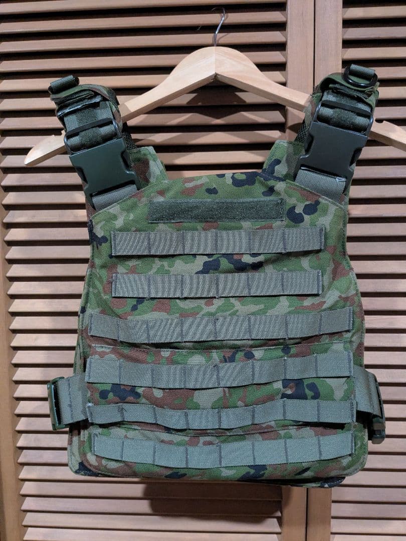 陸自迷彩　ストライカーベスト　プレートキャリア