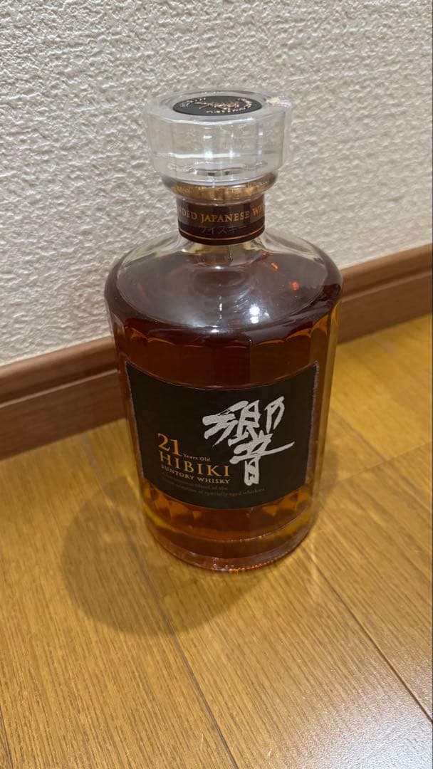 ［値下げ］Hibiki 21年 ウイスキー 箱入り 響21年1本。