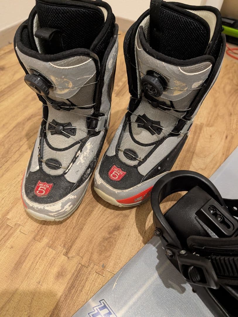 スノーボードセット　板143cm 　BOAブーツ25cm