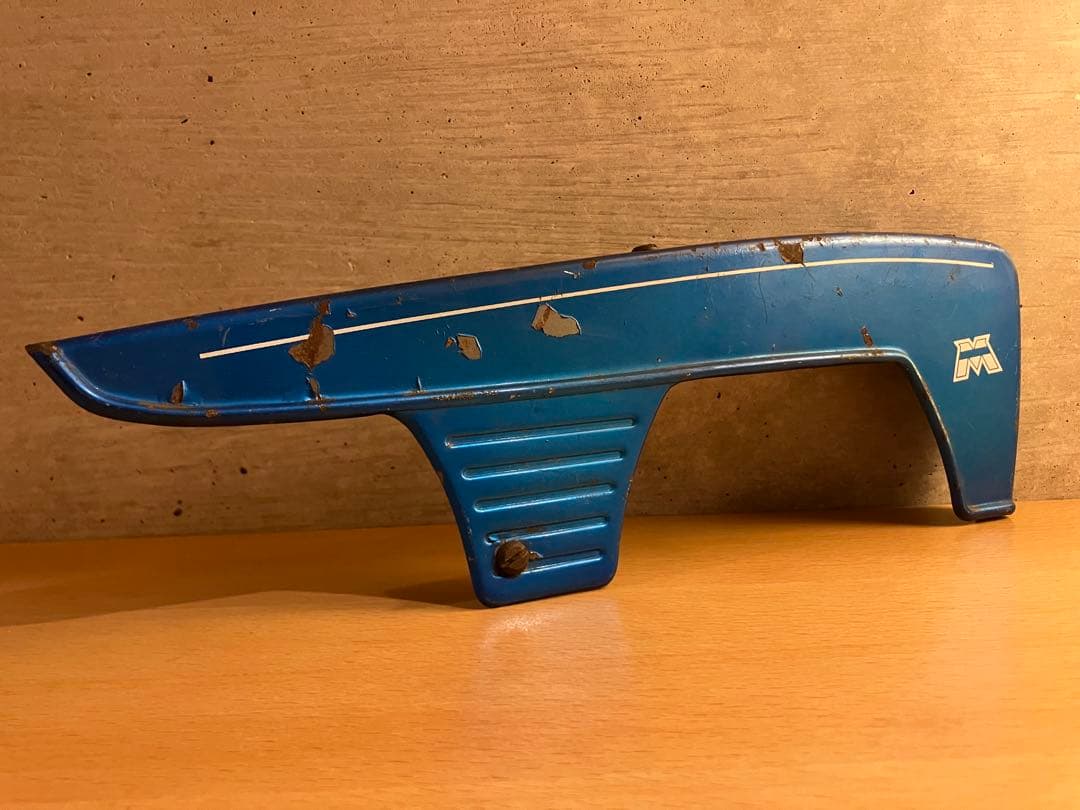 仏モトベカン　チェーンカバー